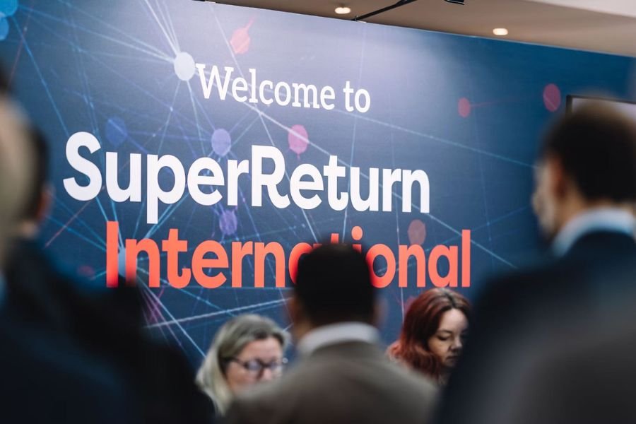 الرياض تحتضن النسخة الثانية من مؤتمر «سوبر ريترن السعودية» لتعزيز منظومة الاستثمار الخاص