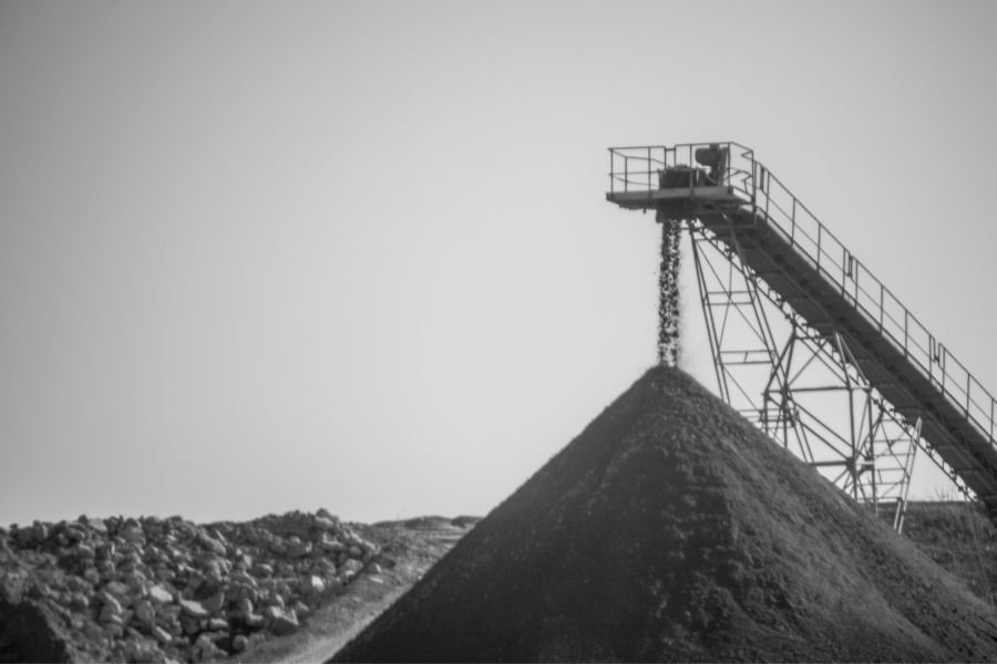 الرياض تستضيف المعسكر الحضوري للمنافسة العالمية «رواد مستقبل المعادن»